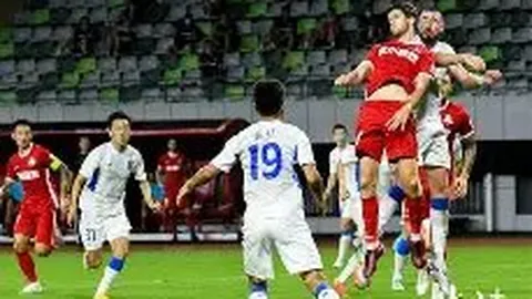 36岁，她激情燃烧在冰上世界