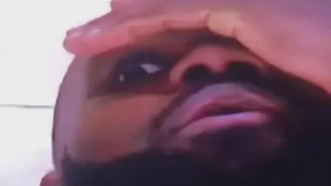 张本智和在WTT重庆冠军赛中顺利晋级八强