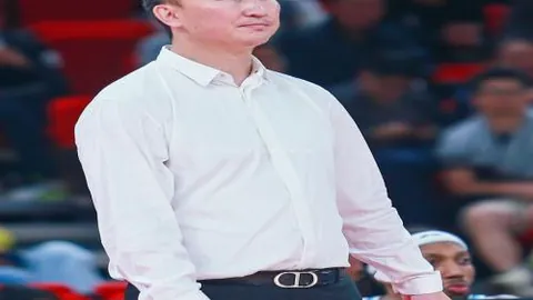 詹姆斯呼吁：无论处境，保持心态平和，策略执行，胜利可期。